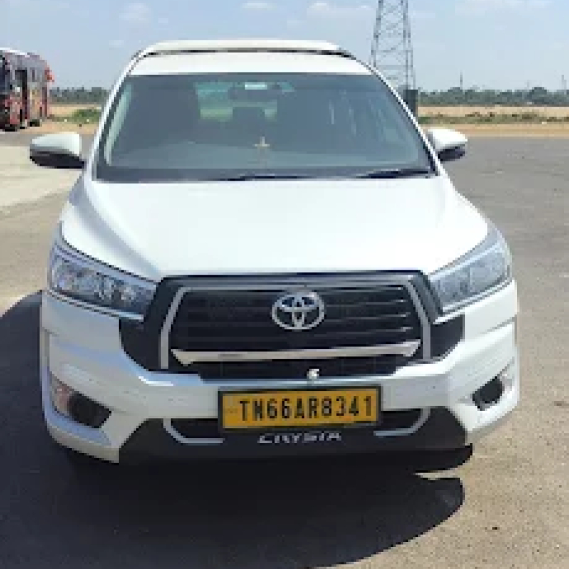 innova crysta